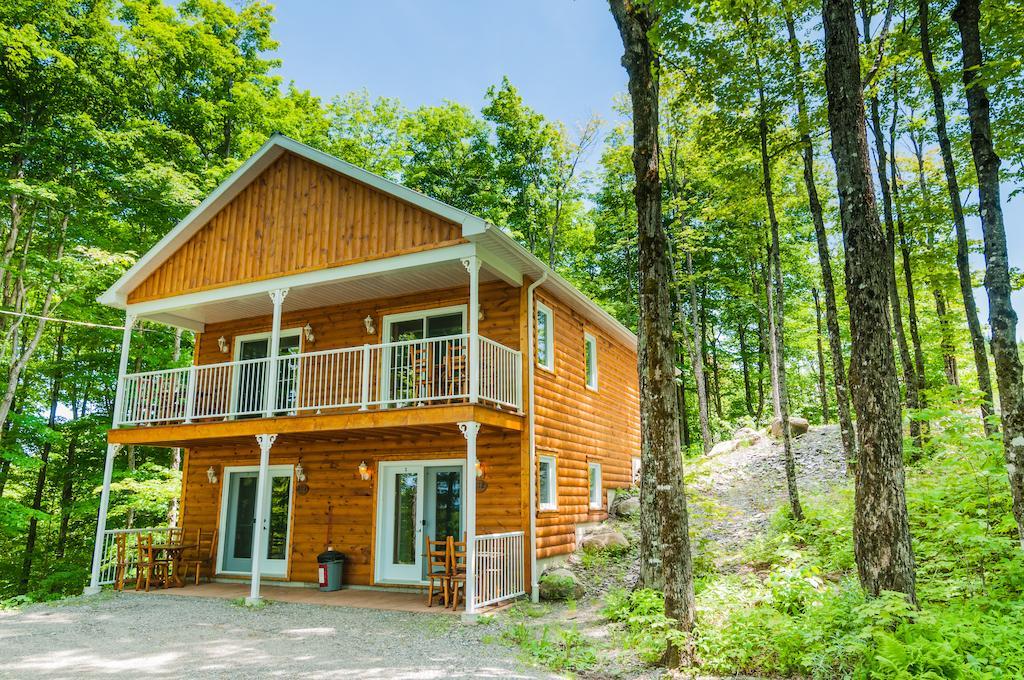 Вилла Domaine Des Montagnais Notre-Dame-Des-Bois Номер фото