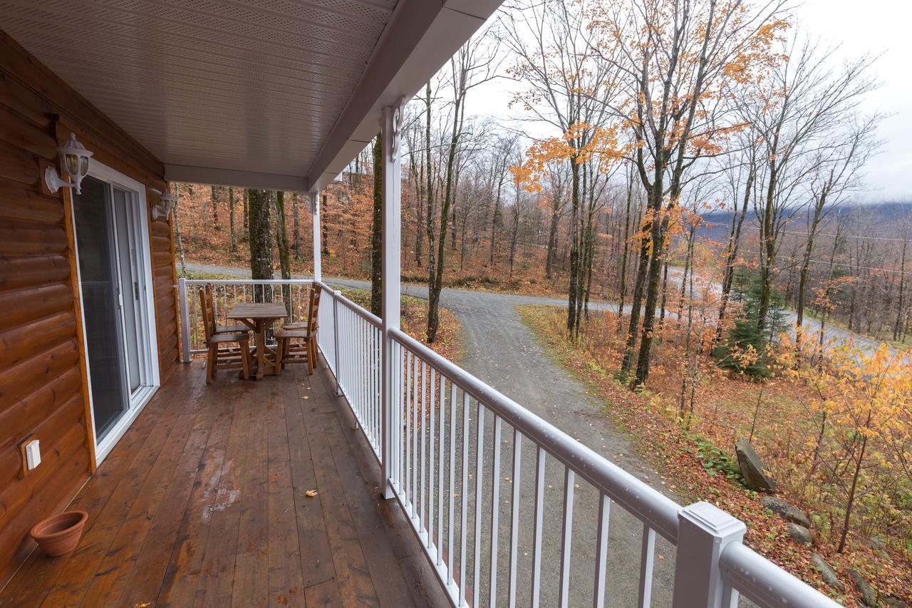 Вилла Domaine Des Montagnais Notre-Dame-Des-Bois Экстерьер фото