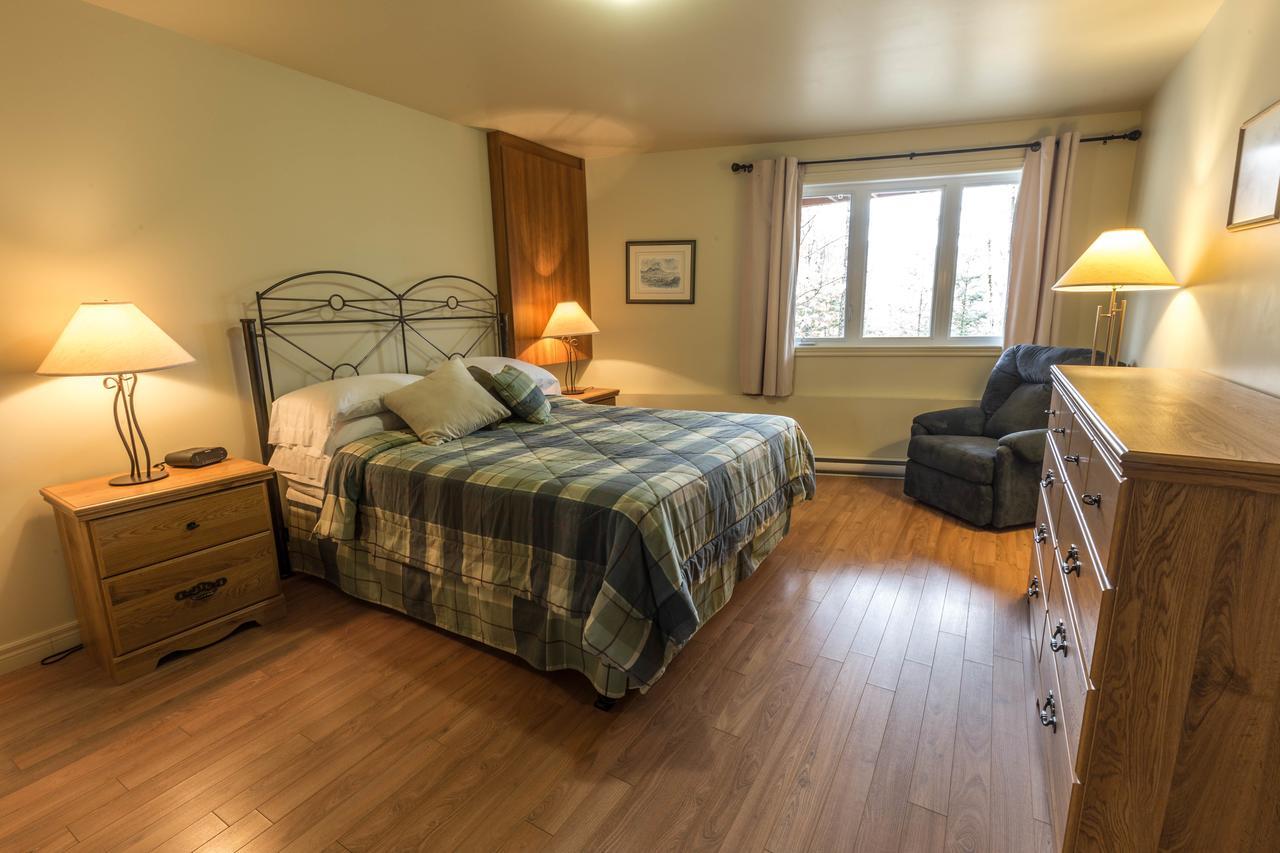 Вилла Domaine Des Montagnais Notre-Dame-Des-Bois Экстерьер фото