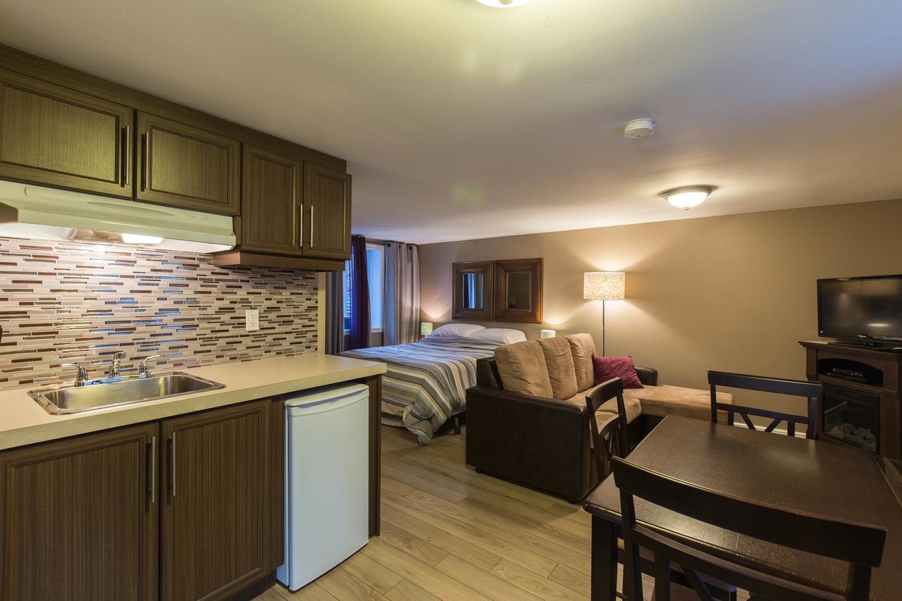 Вилла Domaine Des Montagnais Notre-Dame-Des-Bois Экстерьер фото